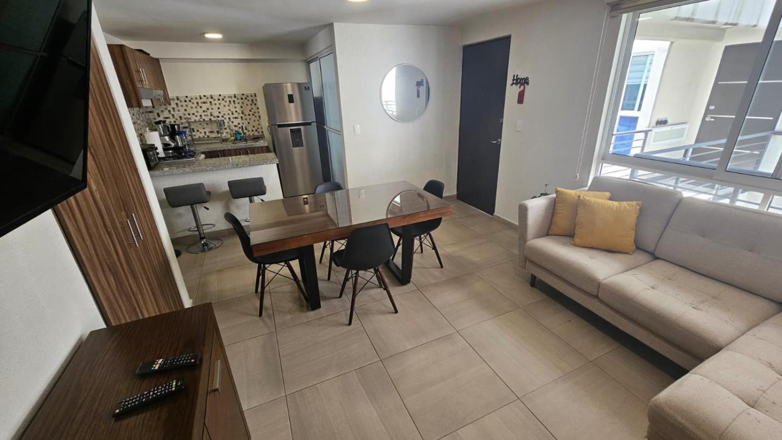 Apartment Near Gnp Stadium